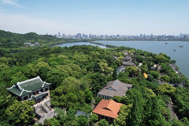 Hangzhou welcomes 6.35m tourists during May Day Holiday, with West Lake the top destination