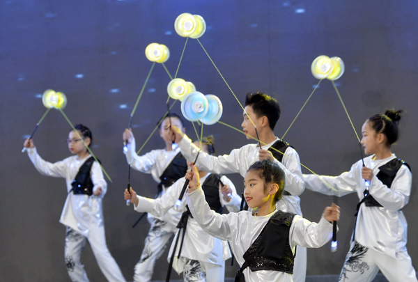 In photos: 200-day countdown celebrations to Hangzhou Asian Games