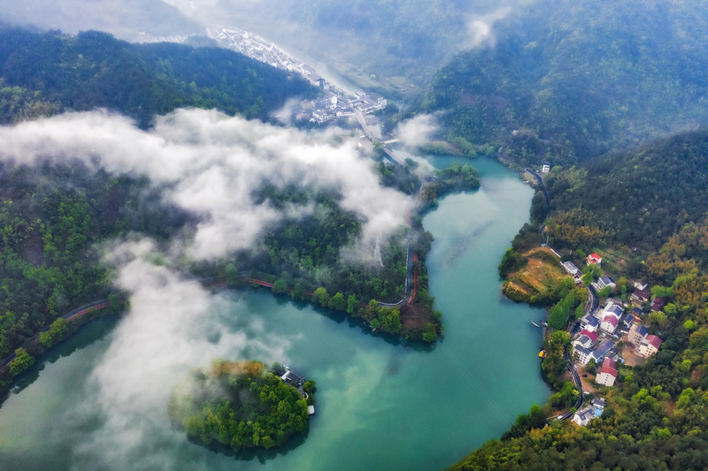 绿水青山-800.jpg