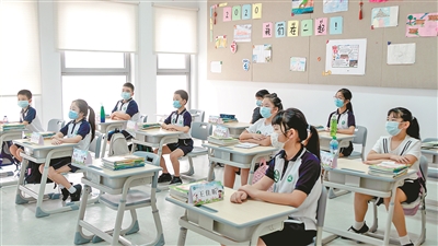 迪拜中国学校3.jpg
