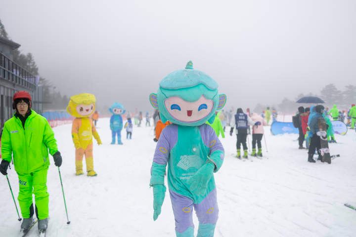 Snow 2.jpg