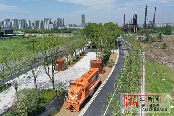 Industrial remains offer interesting backdrop in Hangzhou