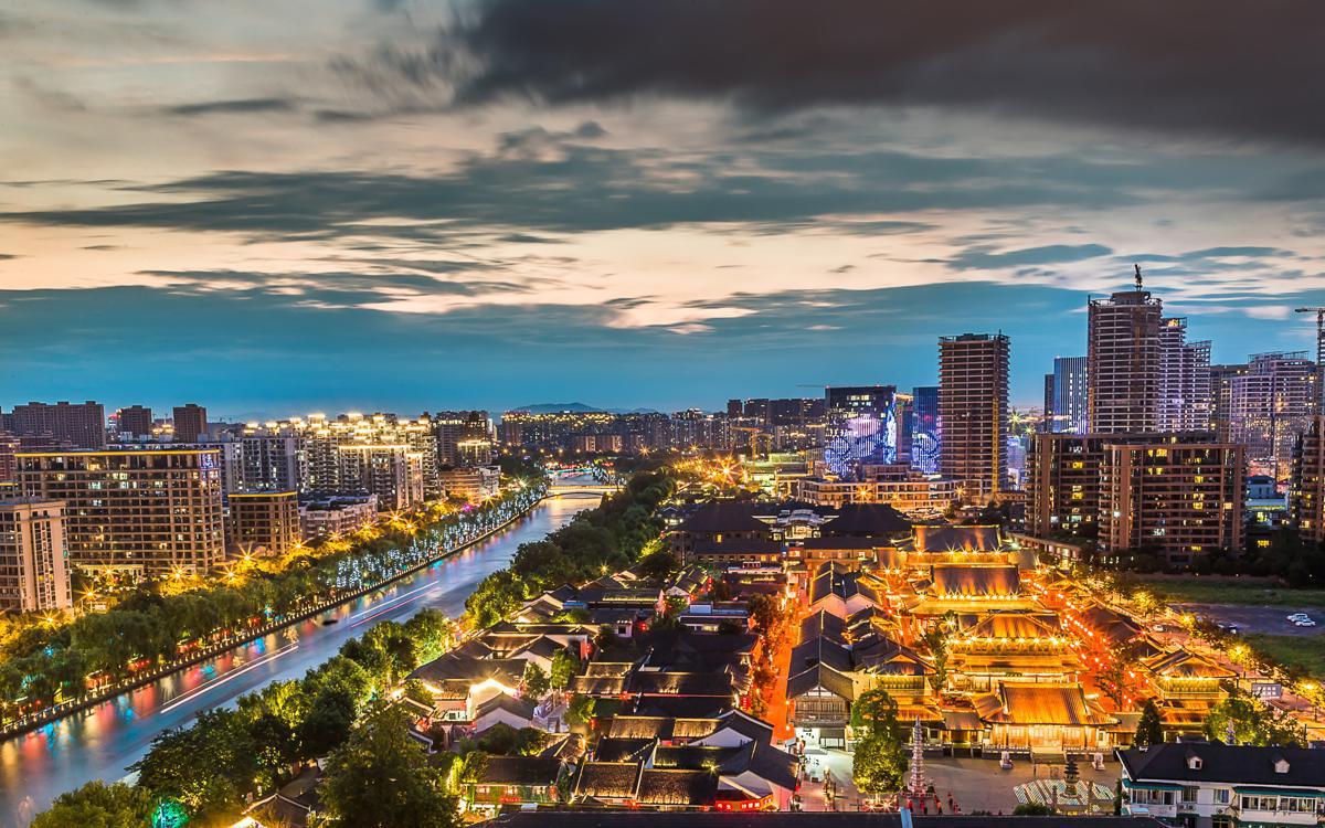 The Grand Canal in Hangzhou. [Photo by Zhang Wentao For chinadaily.com.cn].jpeg