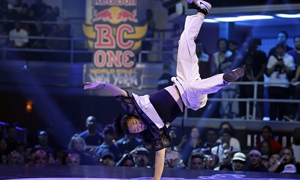 17-year-old Chinese street dancer aims for breakthrough at Paris 2024