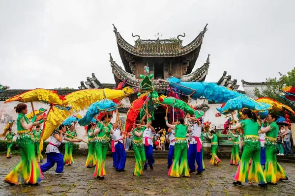 Jiande residents celebrate Double-Third Festival