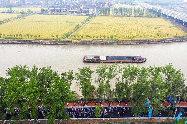 Fitness along the Grand Canal