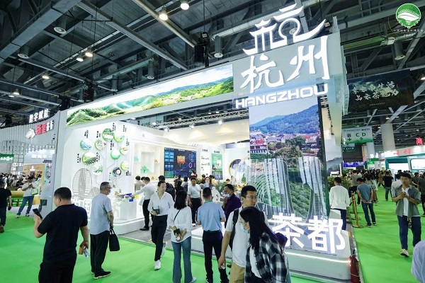 Enjoy tea culture at Hangzhou tea expo