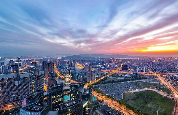 Hangzhou offers generous headquarters economy support policies