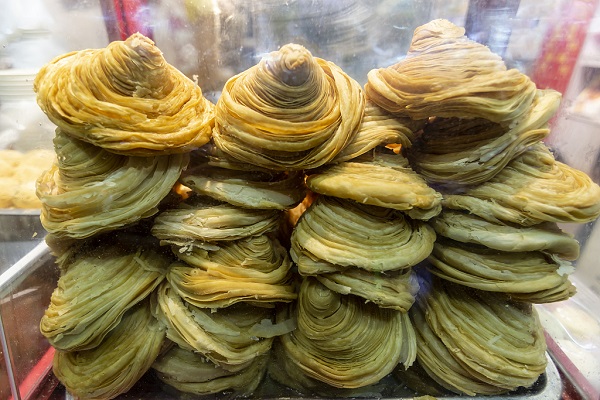 Emperor's pastry becomes cherished Hangzhou treat