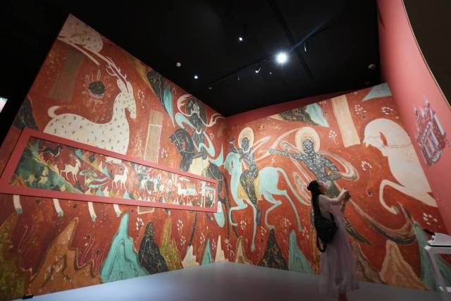 Witness the cultural art of Dunhuang in Hangzhou