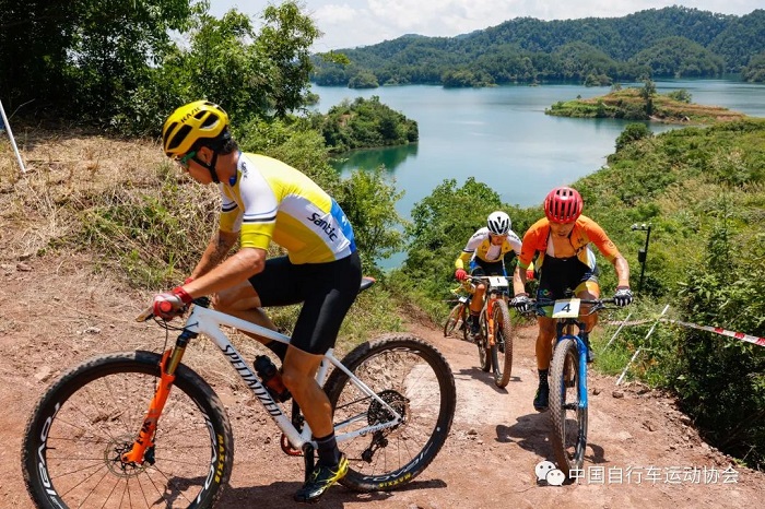 Riders compete at national mountain bicycle championships