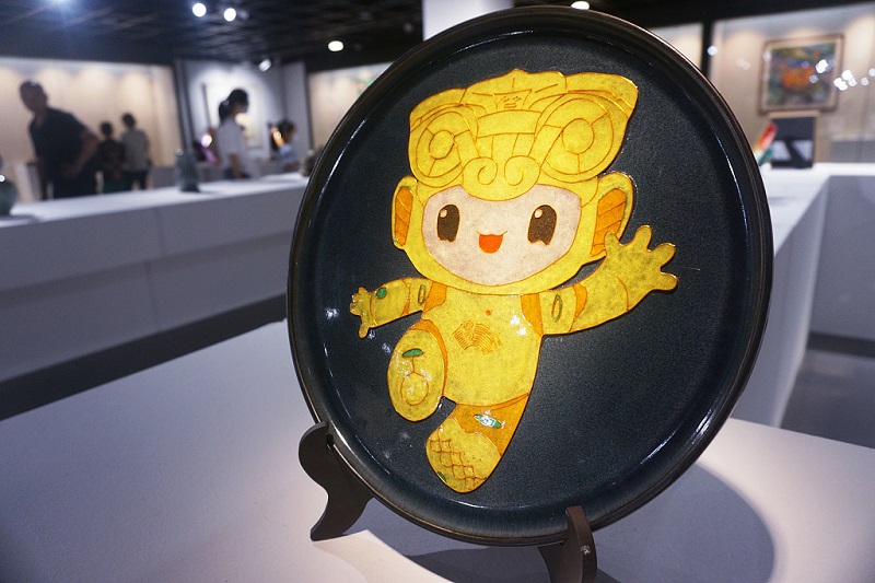 Zhejiang artisans craft stories of Asian Games