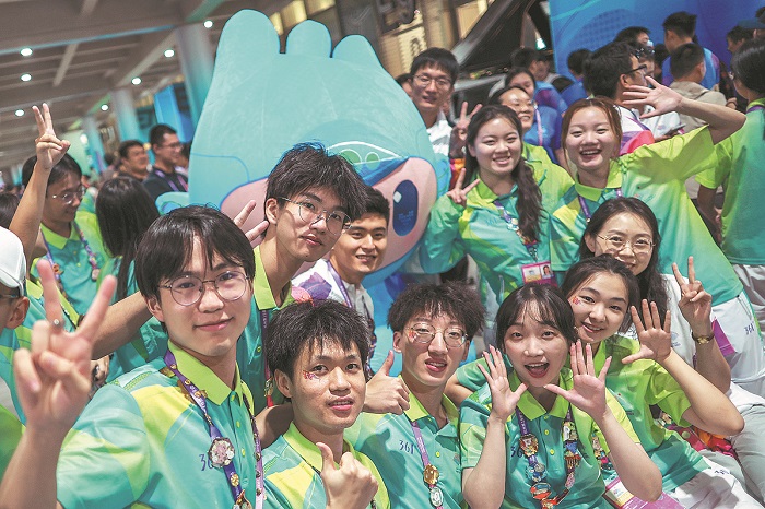 Hong Kong volunteers rise to occasion at Asian Games