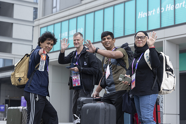 Closing ceremony held for Hangzhou Asian Games Village