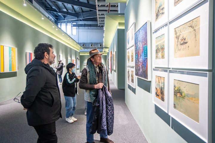Art exhibition opens as part of Liangzhu Forum