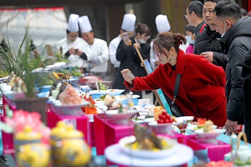 Culinary festival offers unique Zhejiang flavors 