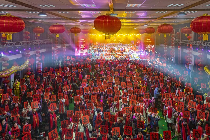 Fuchun village evening gala