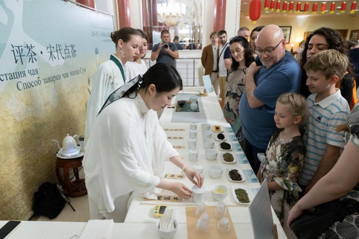China Cultural Center in Moscow hosts workshop to promote tea culture