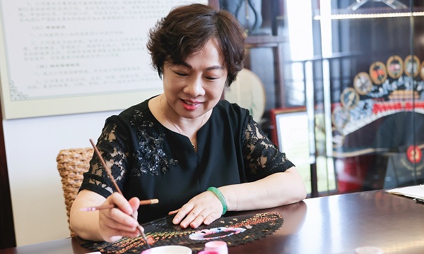 Wangxingji fan-making techniques show the zing of ICH