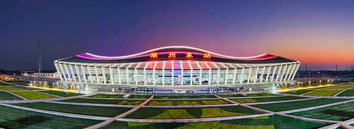 New high-speed railway enhances Yangtze River Delta connectivity