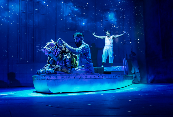 Award-winning stage adaptation of 'Life of Pi' debuts in Hangzhou