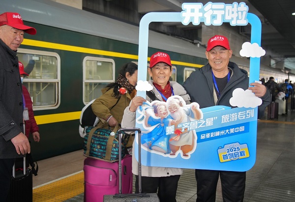 Seniors turn off-peak season into tourism niche