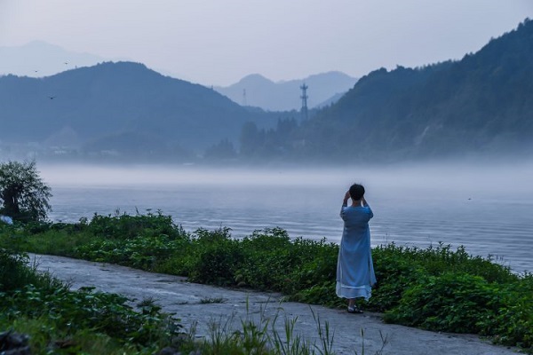 Unique foggy landscape of Xin'an River