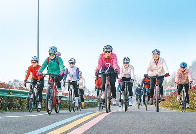 Young people embrace green lifestyles