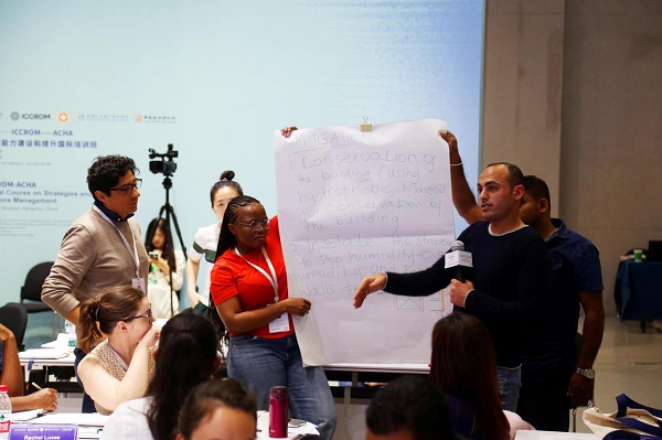 Museum management training brings dialogue among civilizations