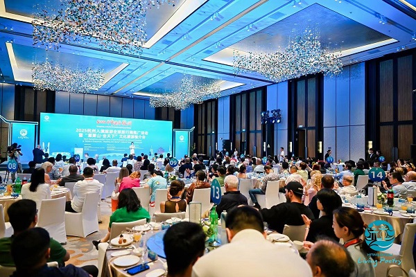 Hangzhou opens arms to intl visitors