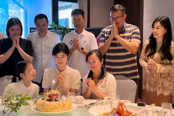 Woman keeps birthday promise for 14 years to girl she saved from high-rise fall