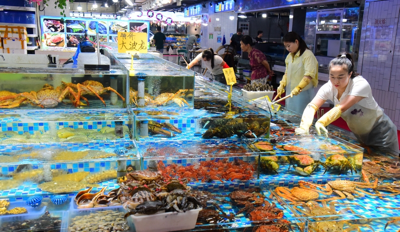 Hangzhou's new urban kitchen heats up its nighttime economy