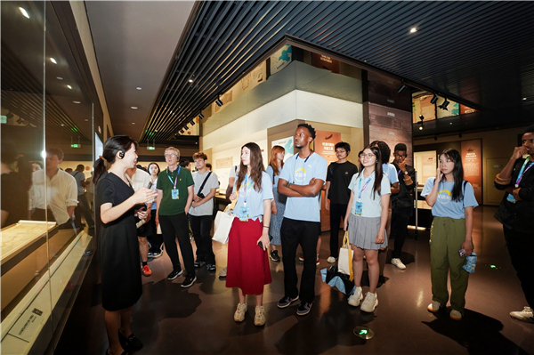 Visiting the Grand Canal Museum..jpg