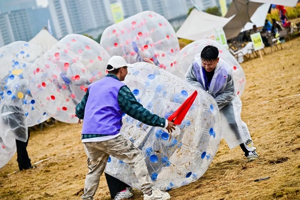 Pastoral carnival opens in Hangzhou's Rice Field CBD