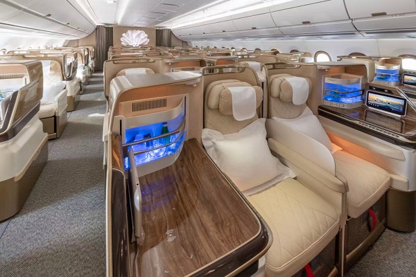 1762772099468029008.jpg 阿联酋2.jpg