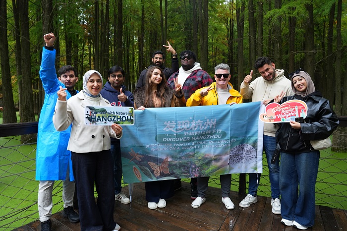 1763436625820098644.jpg 青山湖4.jpg