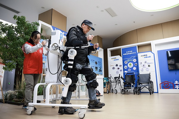Technologie mit Herz – Smart Health im Alltag älterer Menschen in Hangzhou