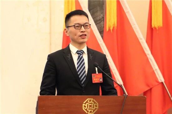 AI takes center stage at Hangzhou two sessions, with calls for speed, safeguards