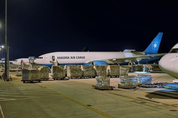 Hangzhou airport sees record cargo throughput in 2025