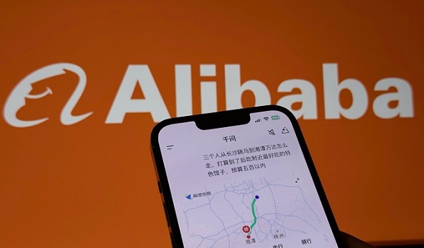 World's first 'comprehensive AI shopper' debuts in Hangzhou