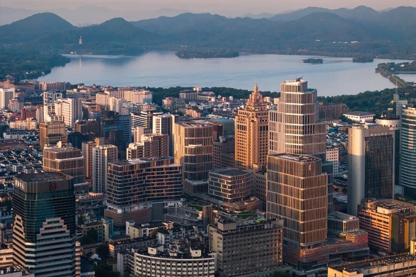 West Lake 66 to open in late April