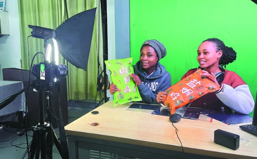 Zhejiang establishes first provincial-level cross-border e-commerce association