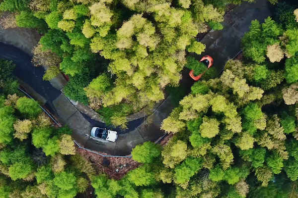 'Devil's 42 Bends' draws thrill-seekers to Jiande's mountain roads