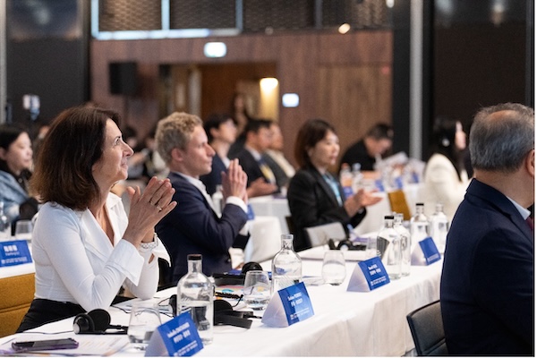Industrial storytelling and cross-city synergy: Hangzhou and Paris in dialogue
