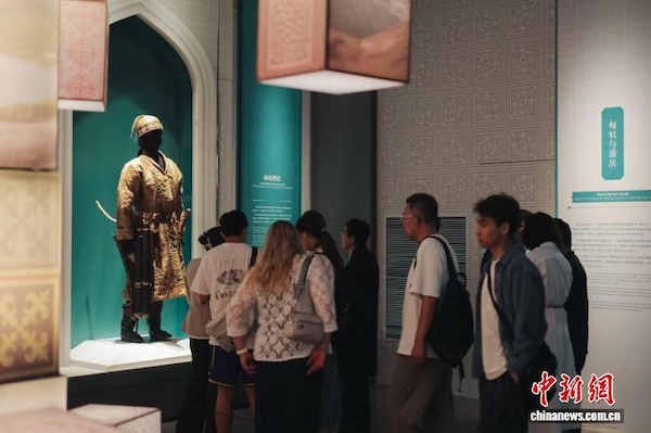 Kazakh nomadic treasures go on display at Zhejiang Museum