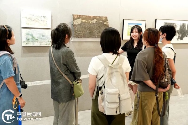 独山作品展2.jpg