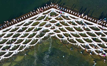 Fan-shaped dams in Hangzhou