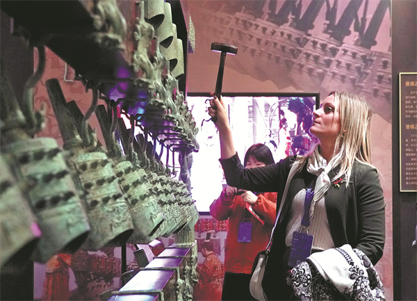 Lectures give structure to archaeological finds