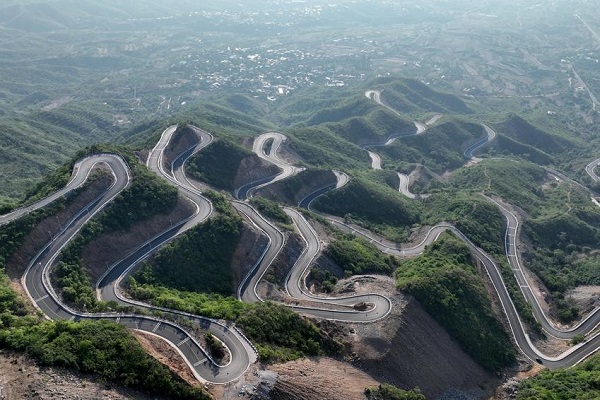 China builds 75,000 km of rural roads in first three quarters