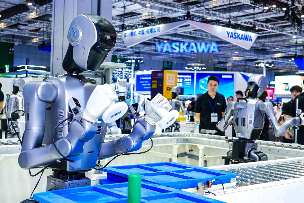 China's service trade grows 7.6% in first three quarters